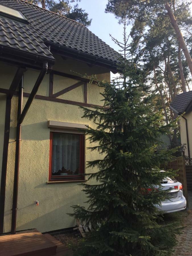 Appartamento Apartament Sosny I Morze Łukęcin Esterno foto