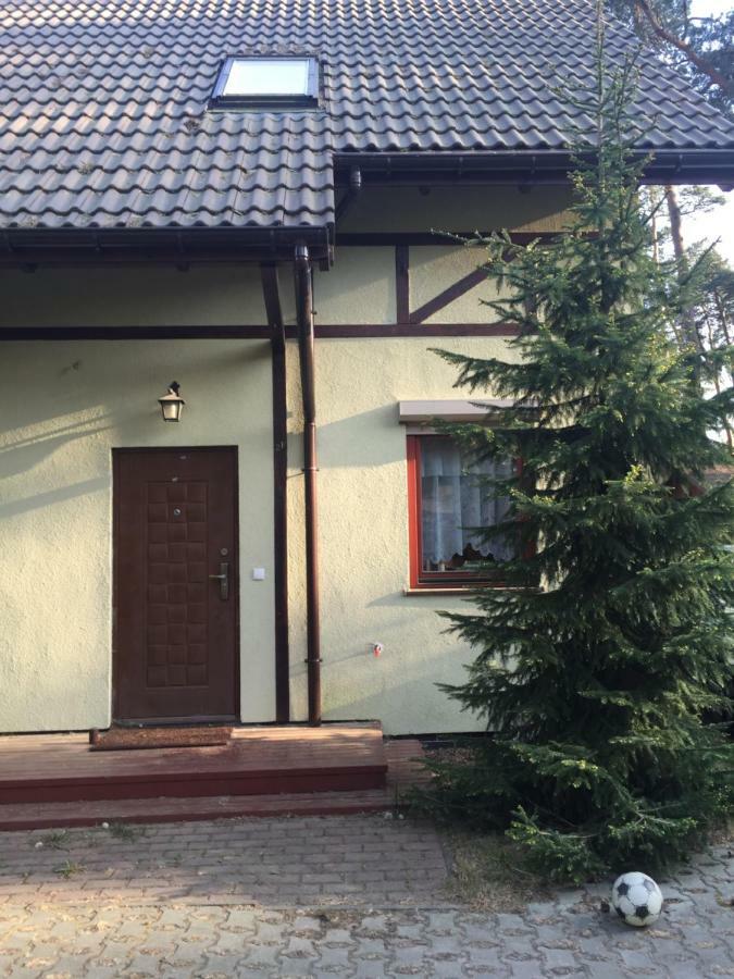 Appartamento Apartament Sosny I Morze Łukęcin Esterno foto